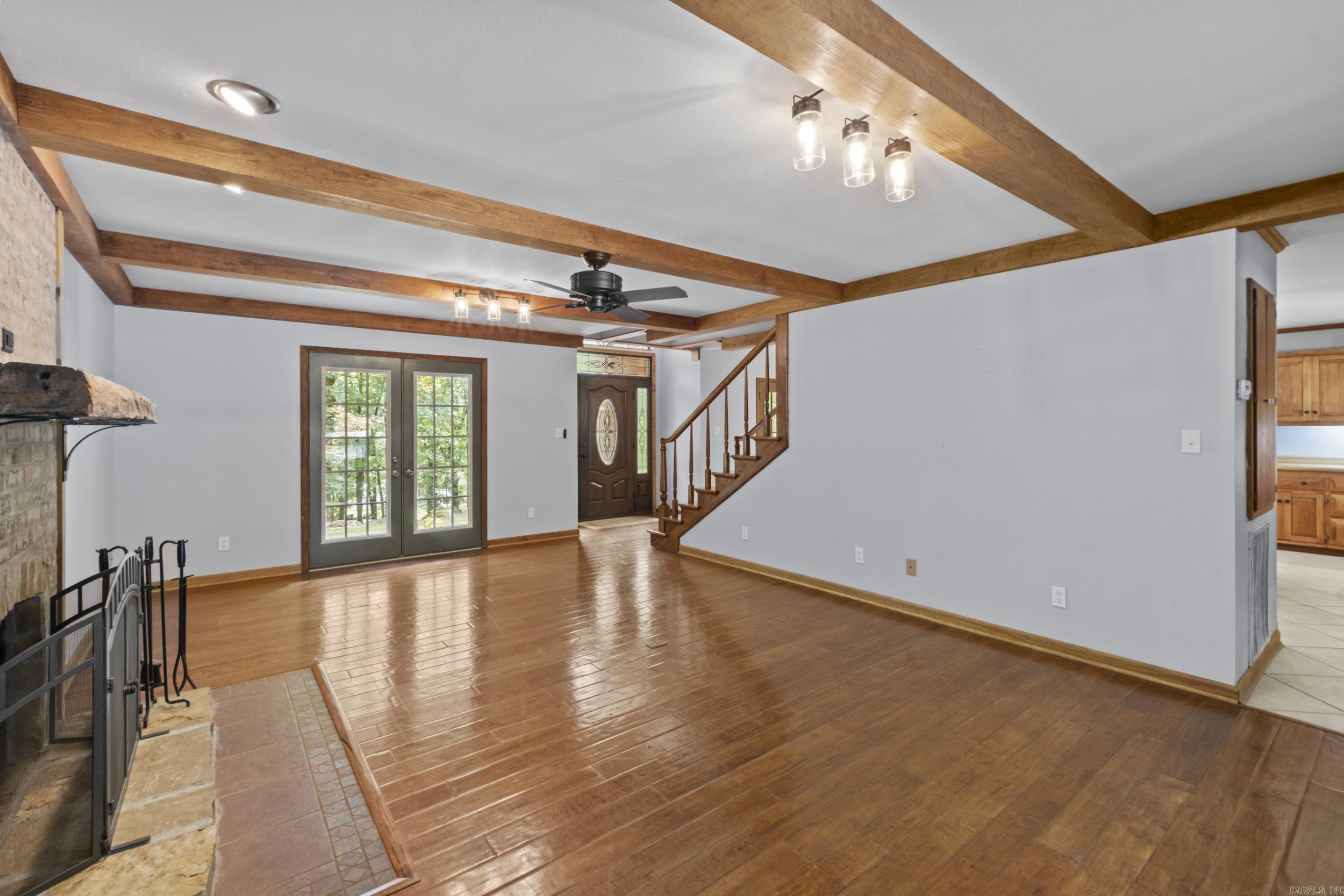 KIKE ACRES SUBD - Residential