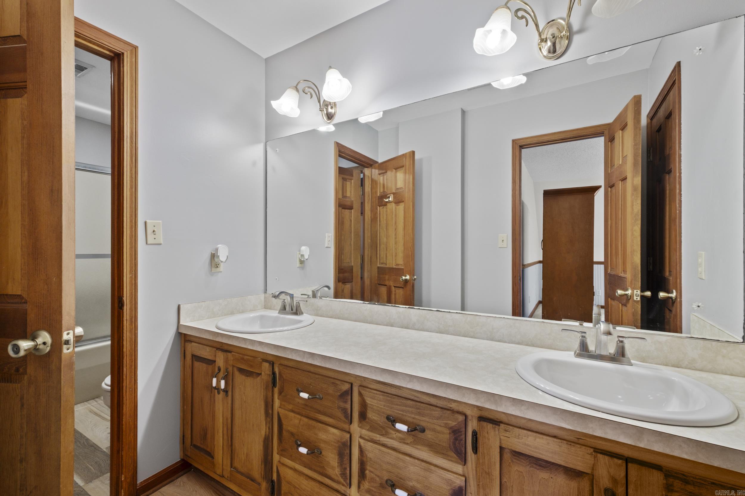 KIKE ACRES SUBD - Residential