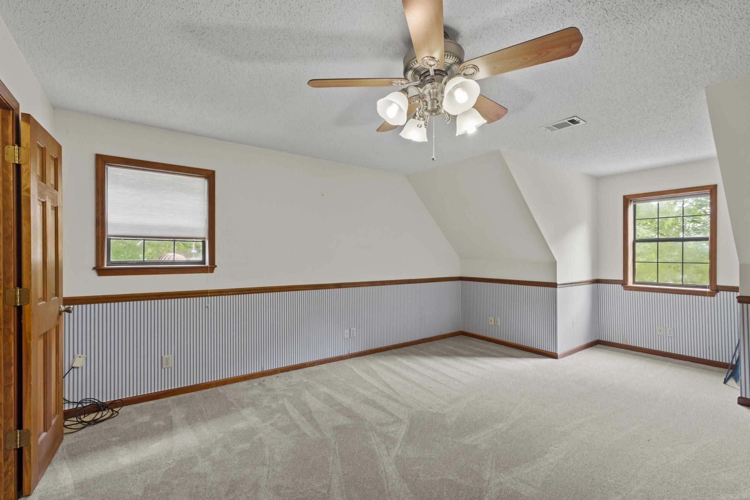 KIKE ACRES SUBD - Residential