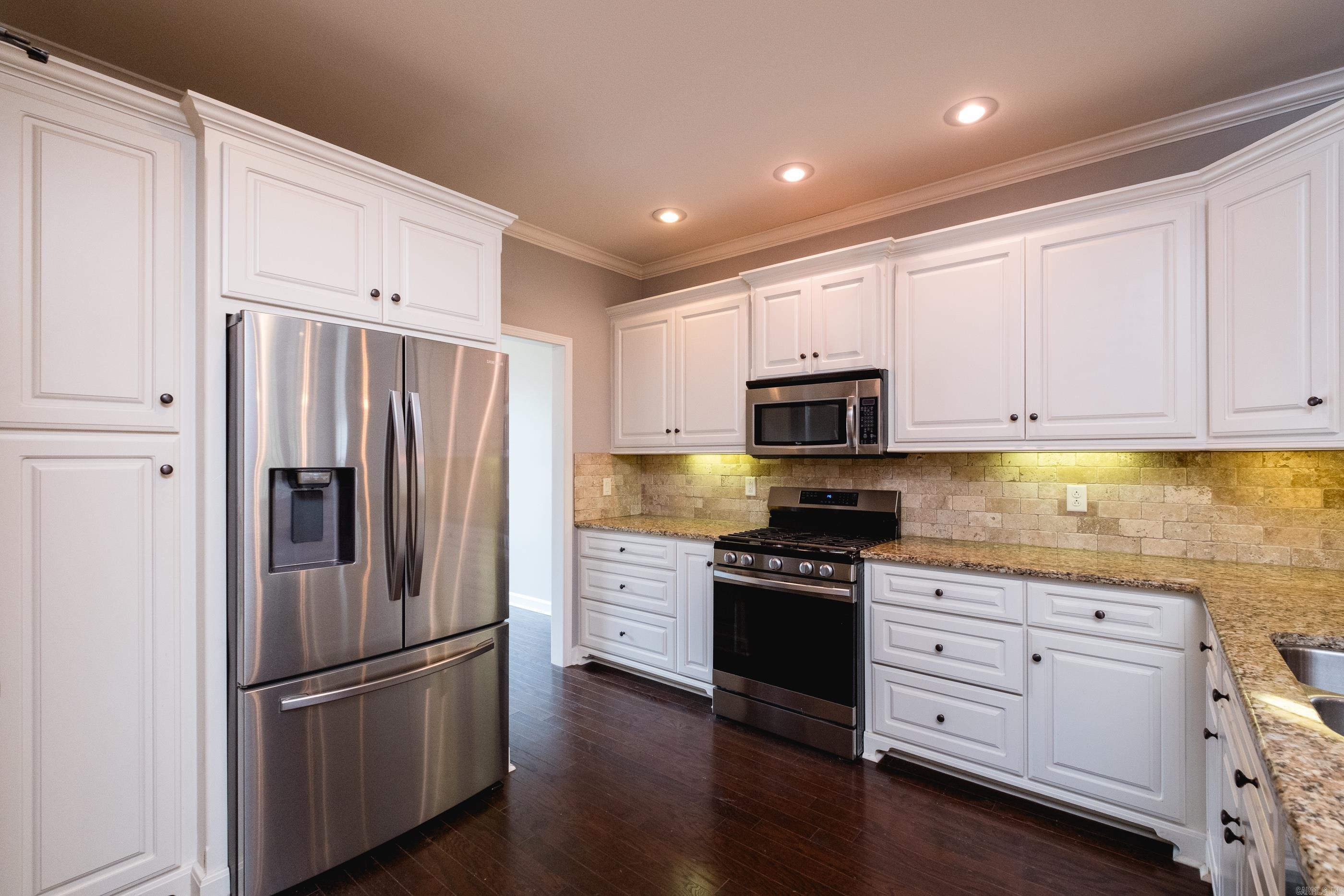 LONGLEAF COVE - Residential