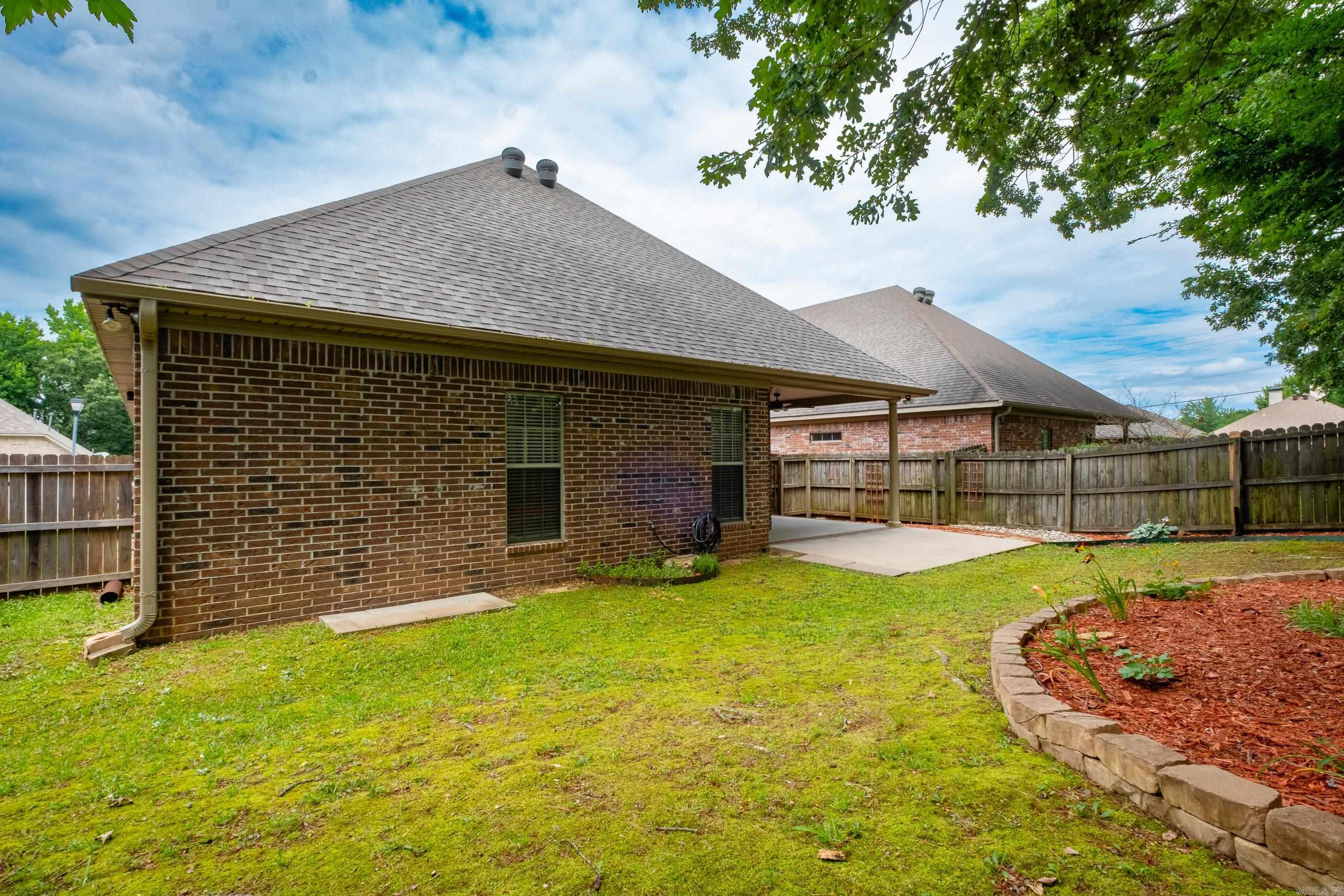 LONGLEAF COVE - Residential