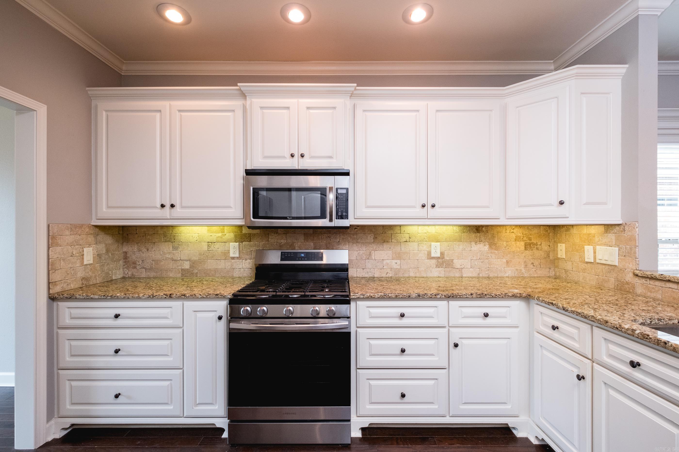 LONGLEAF COVE - Residential