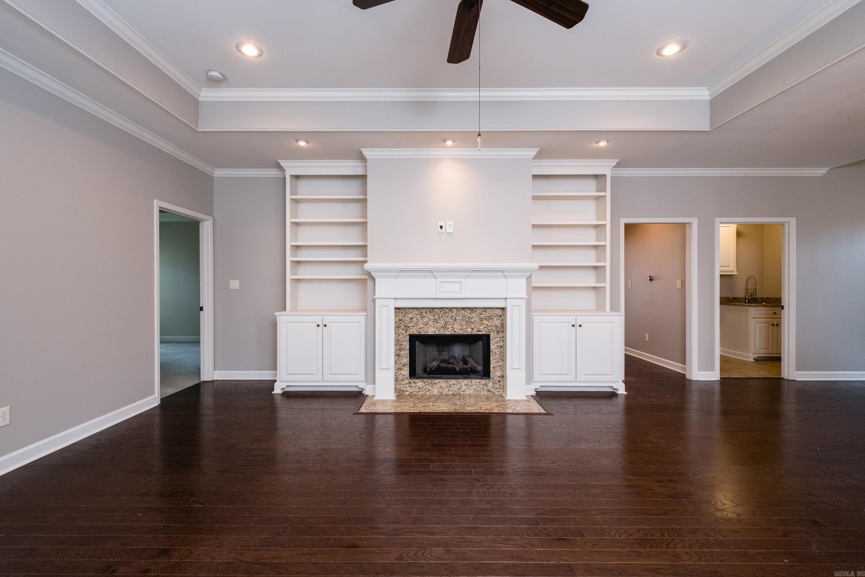 LONGLEAF COVE - Residential