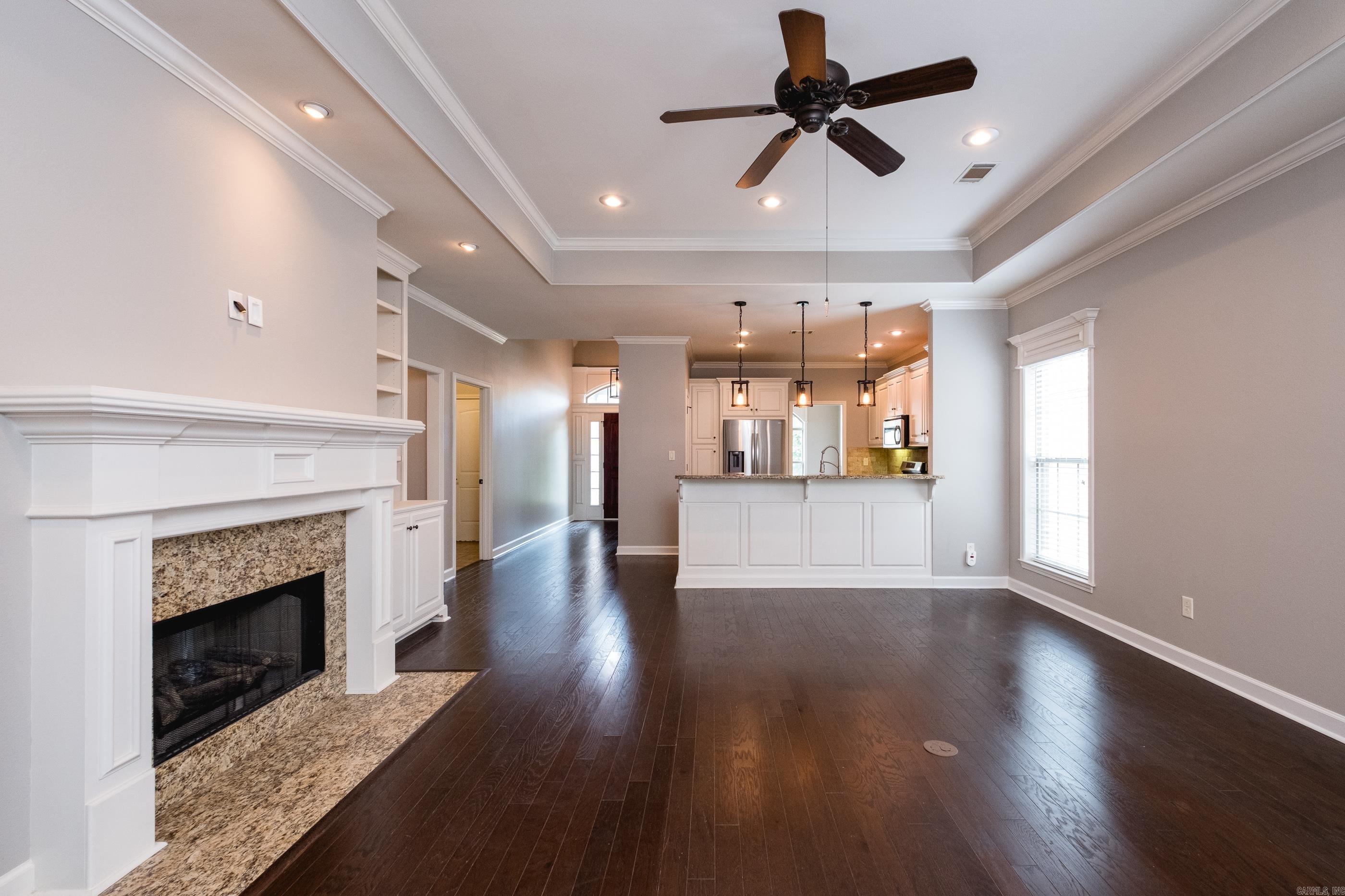 LONGLEAF COVE - Residential