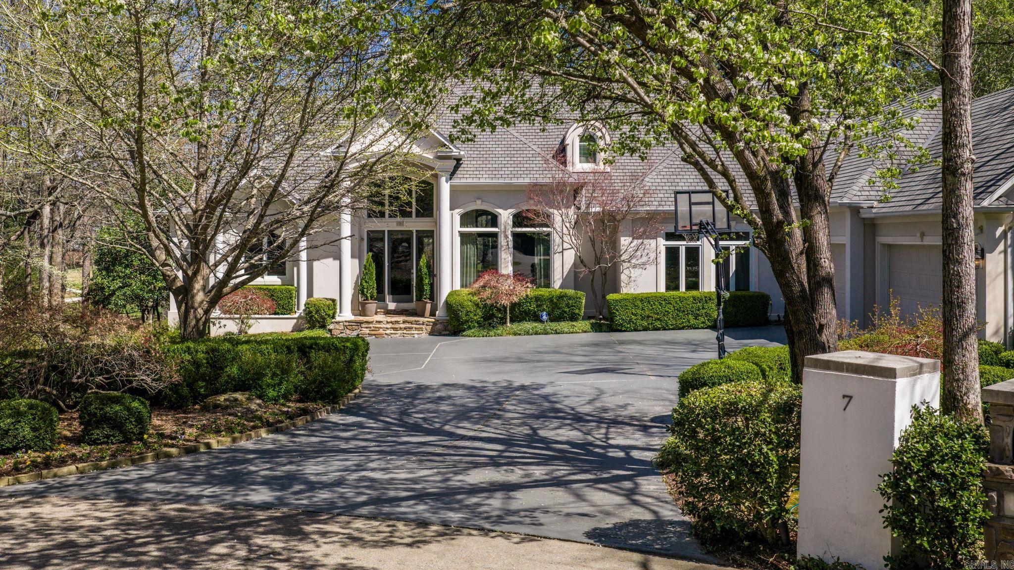CHENAL VALLEY THE ESTATES - Residential