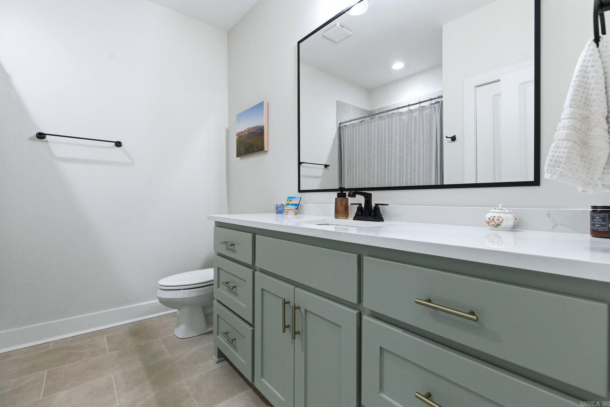 CHARLESTON PLACE SUBDIVISION - Residential Lease