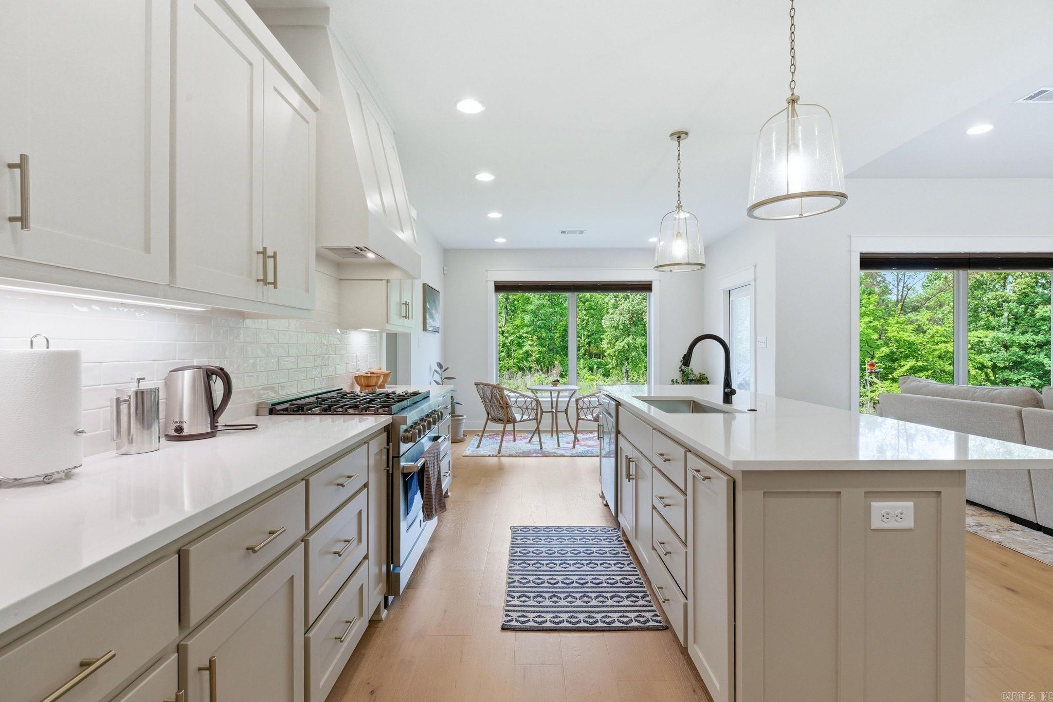 CHARLESTON PLACE SUBDIVISION - Residential Lease