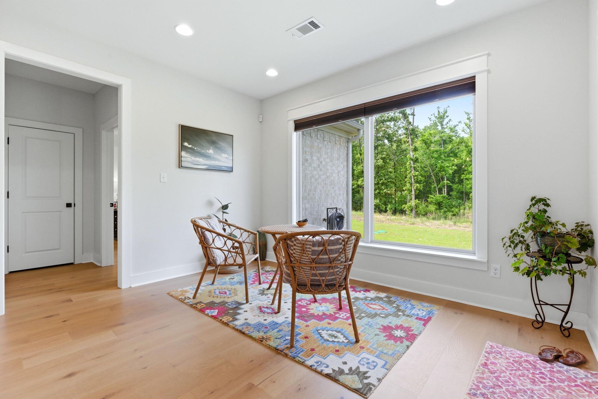 CHARLESTON PLACE SUBDIVISION - Residential Lease