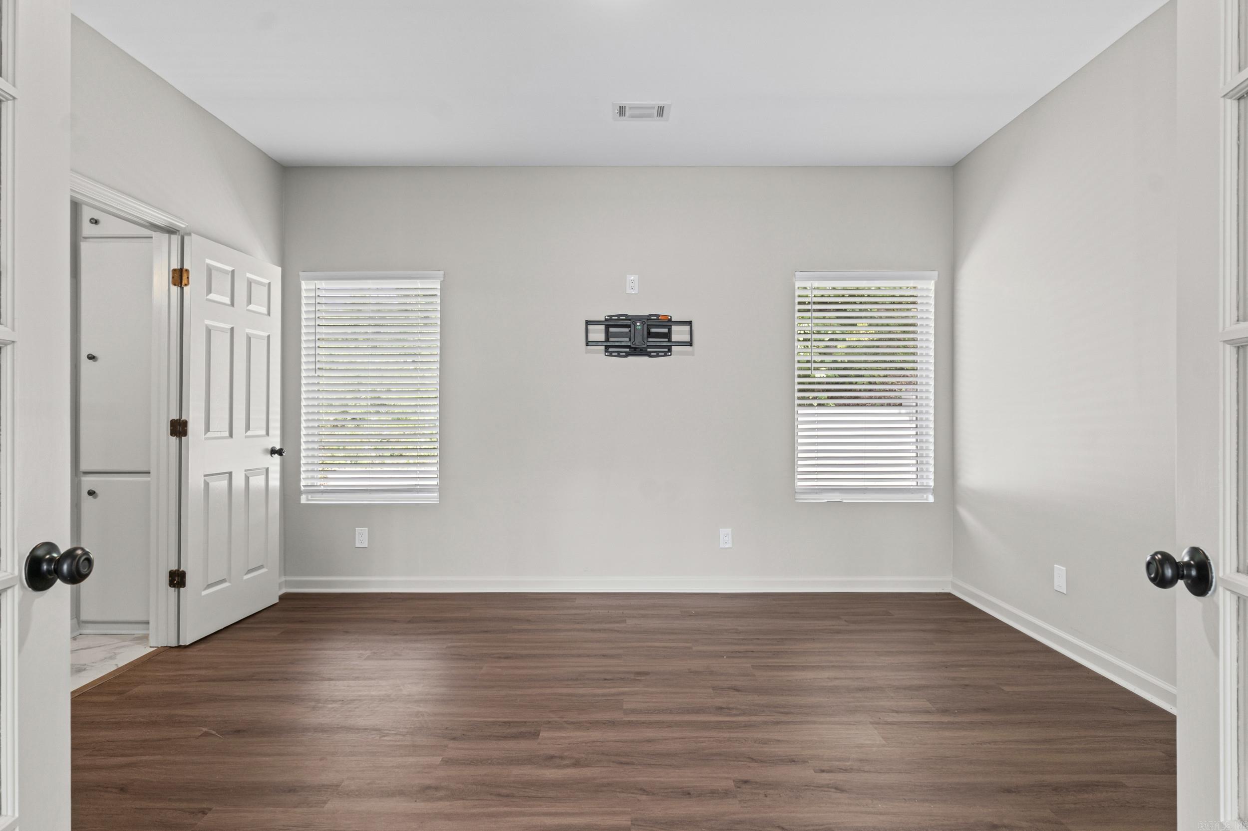 HUNTERS REST CORP - Residential
