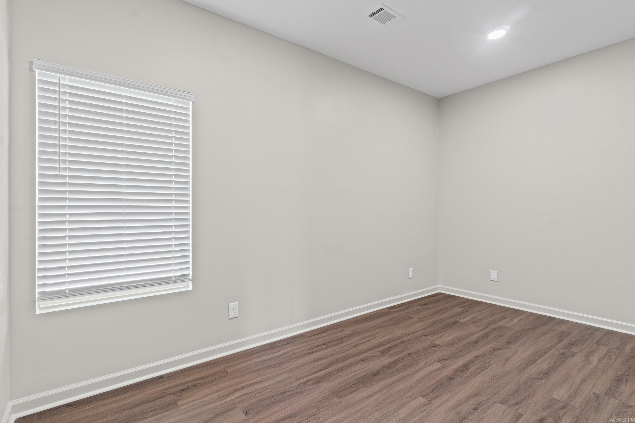 HUNTERS REST CORP - Residential