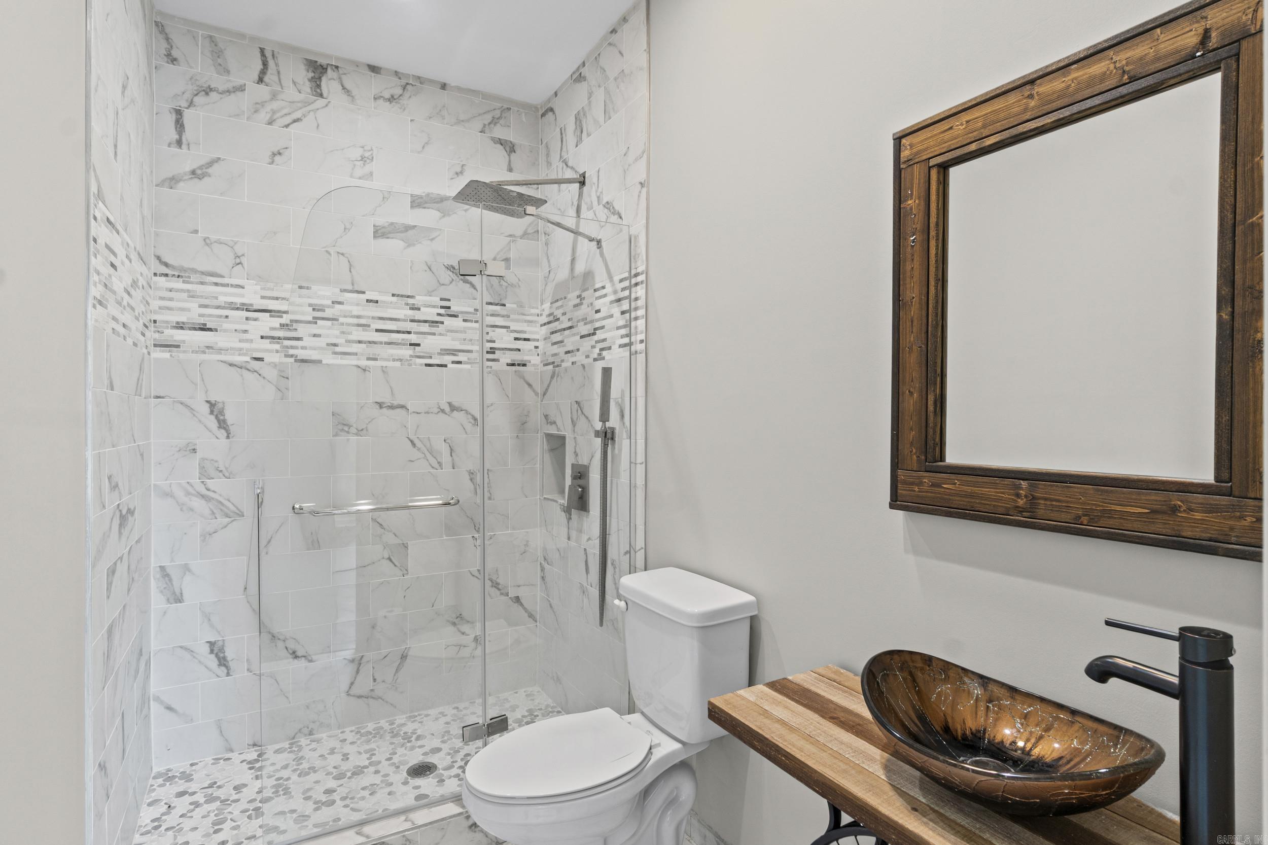 HUNTERS REST CORP - Residential
