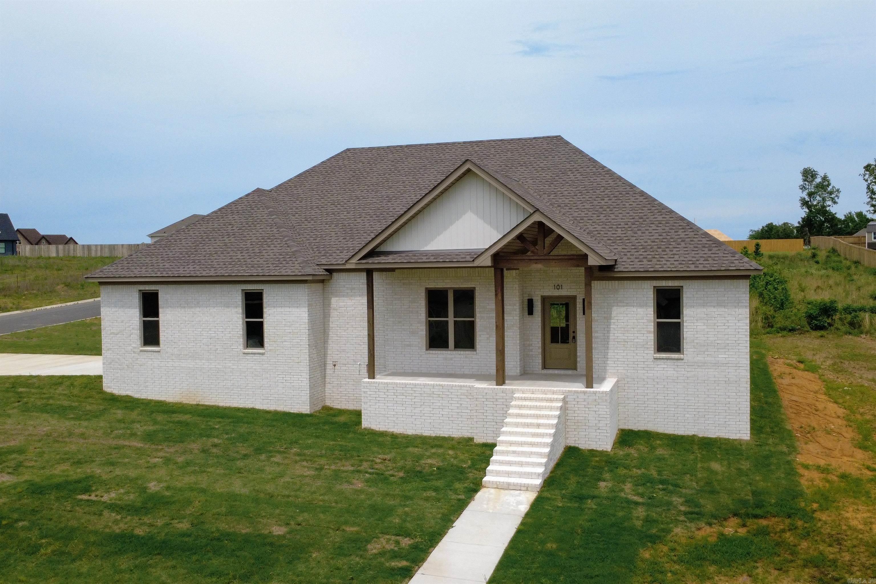 HIDDEN VALLEY ESTATES - Residential