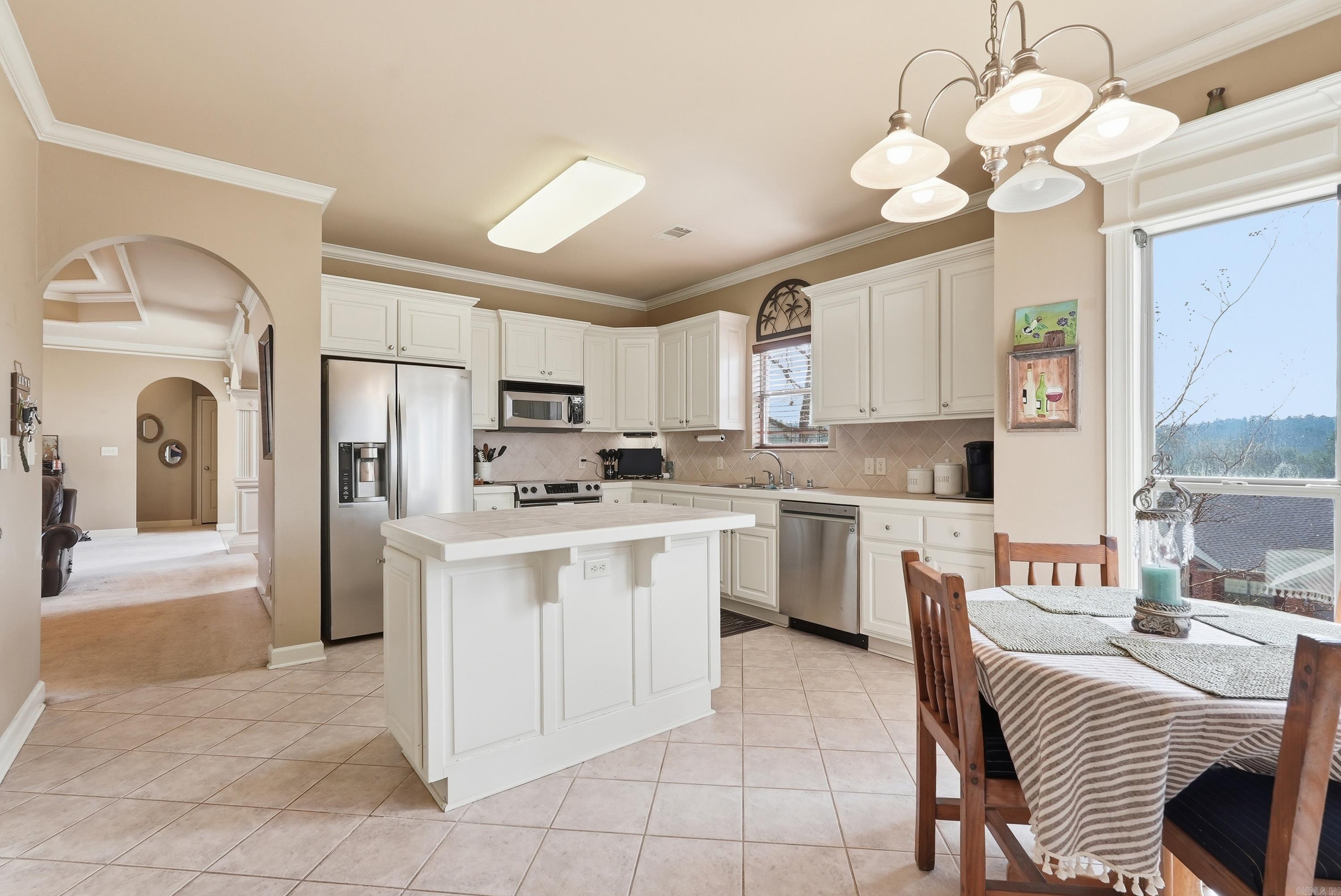 MAUMELLE VALLEY ESTATES - Residential