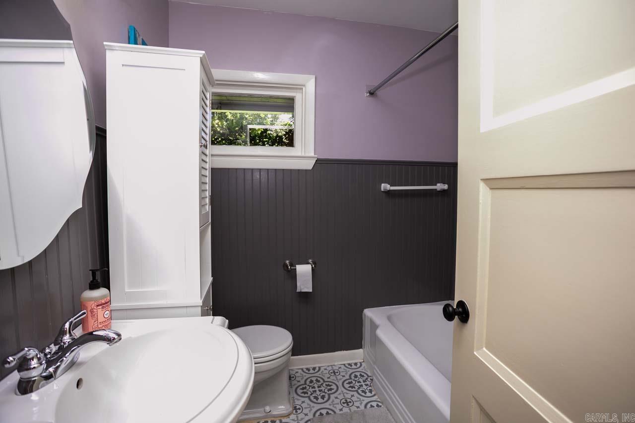 KINGWOOD PLACE - Residential