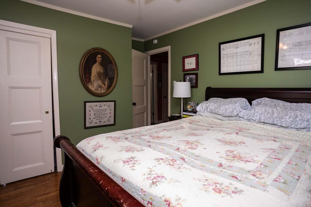 KINGWOOD PLACE - Residential