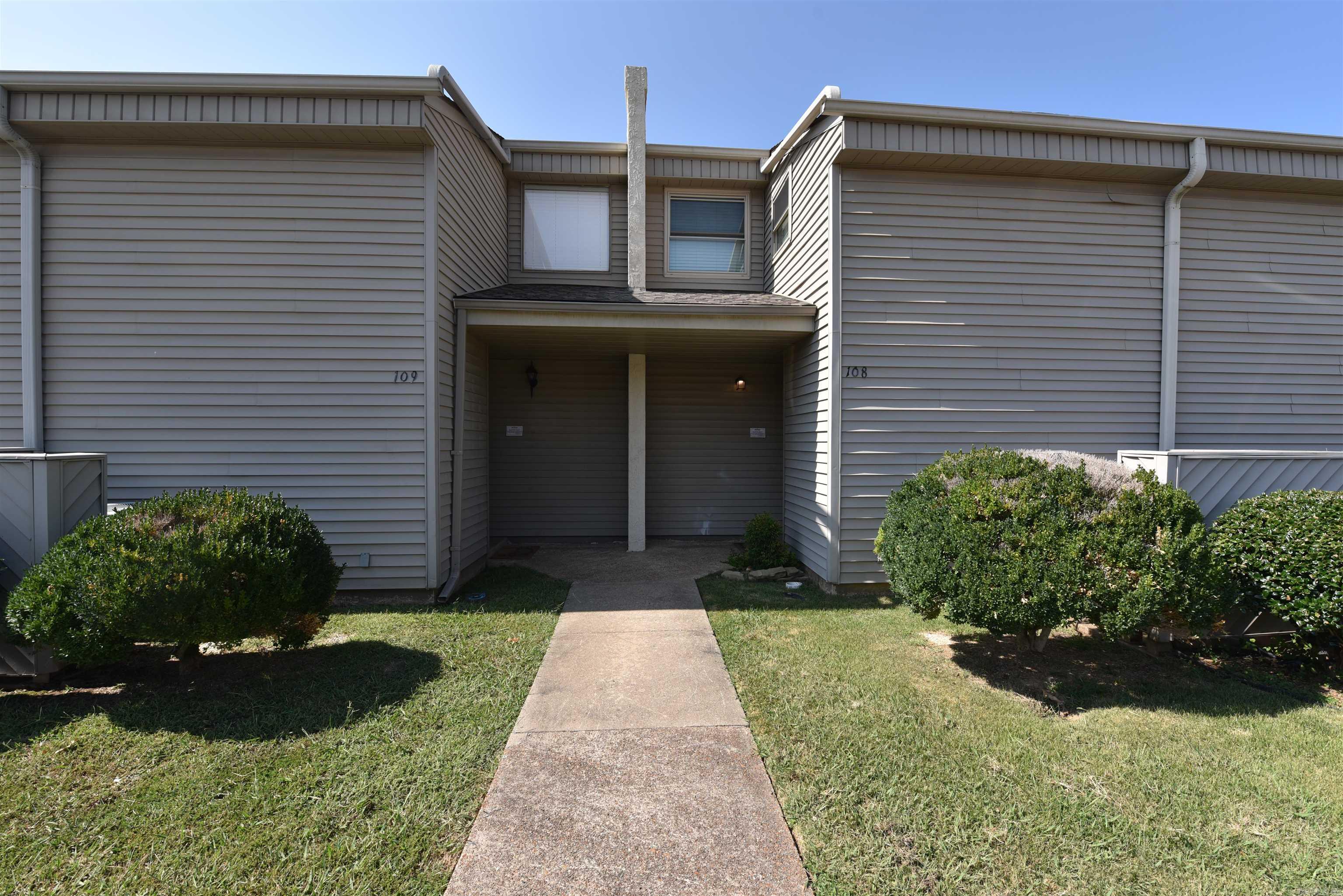 LAKEWOOD HILLS CONDO - Residential
