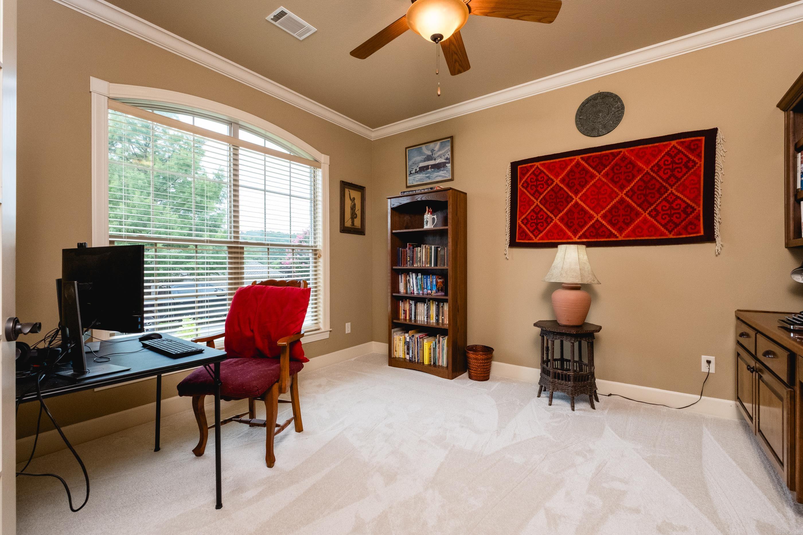 PINNACLE VALLEY COURT - Residential