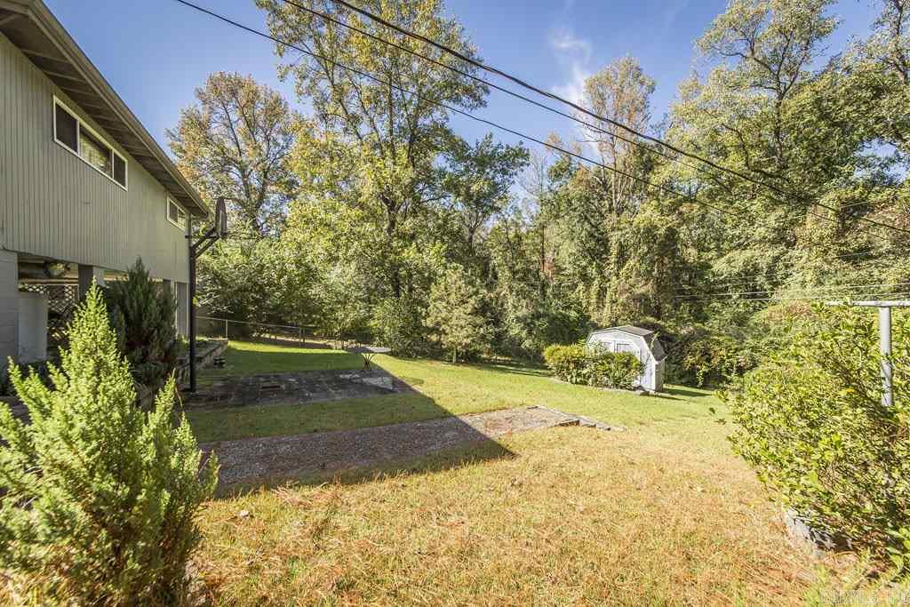 MEADOWCLIFF - Residential