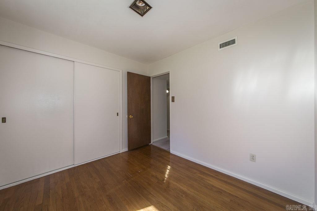 MEADOWCLIFF - Residential