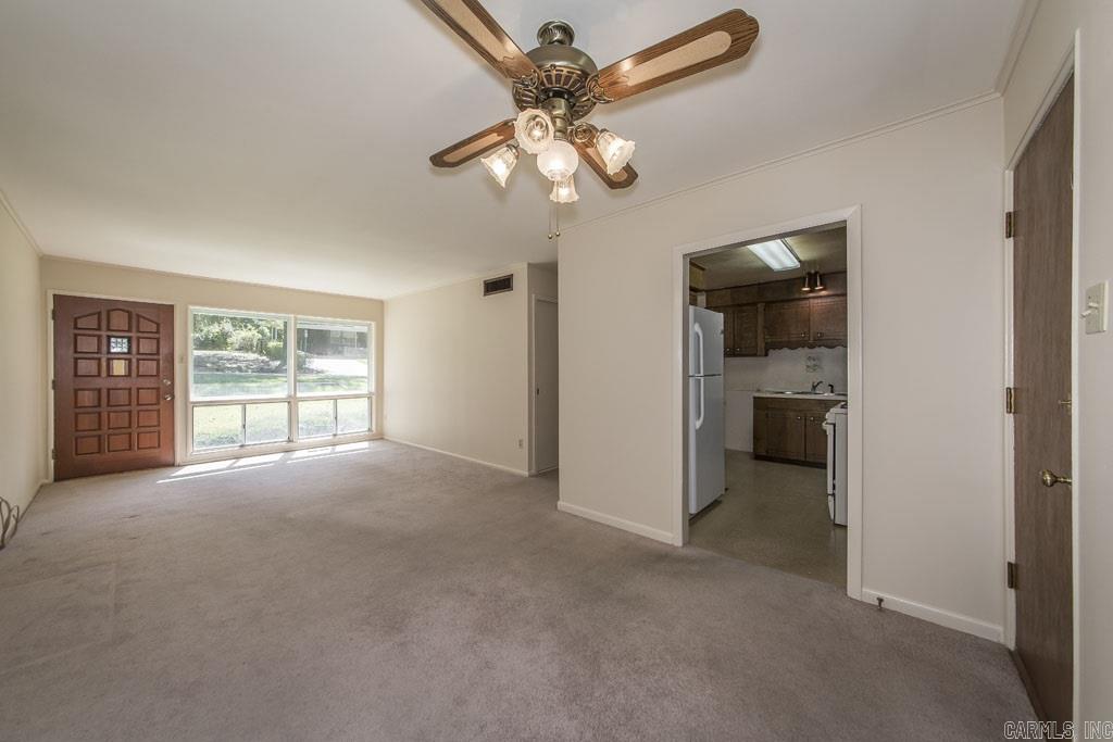 MEADOWCLIFF - Residential