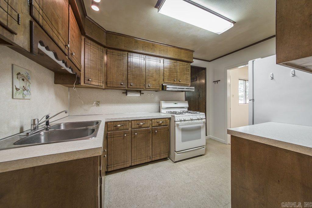 MEADOWCLIFF - Residential