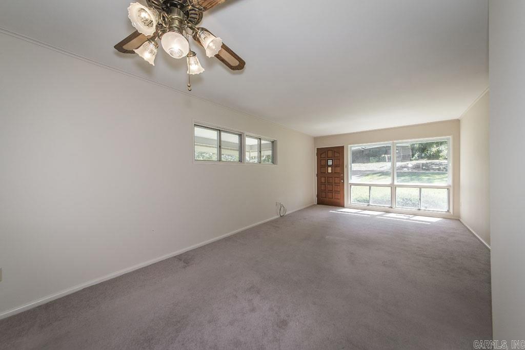 MEADOWCLIFF - Residential
