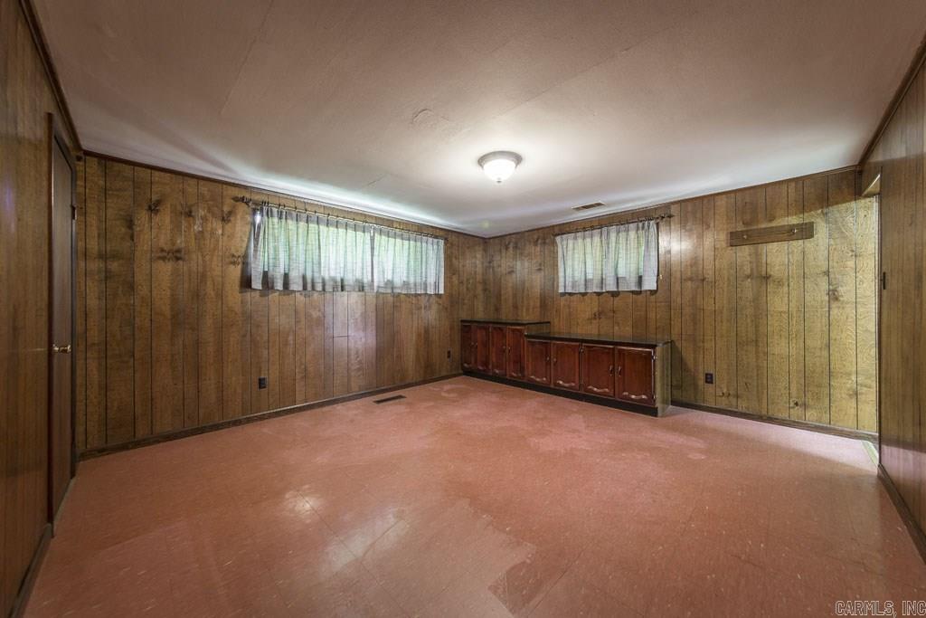 MEADOWCLIFF - Residential