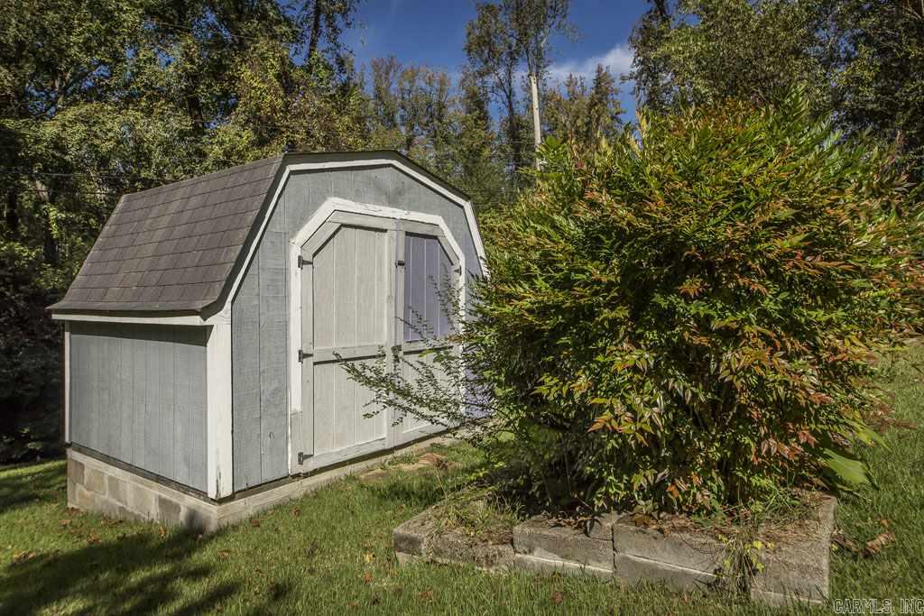 MEADOWCLIFF - Residential