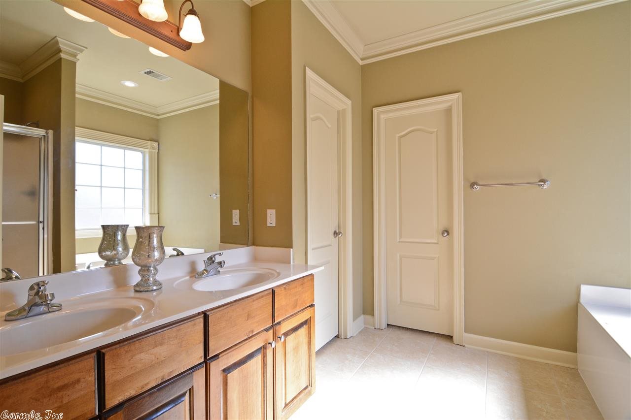 MILLERS CROSSING - Residential