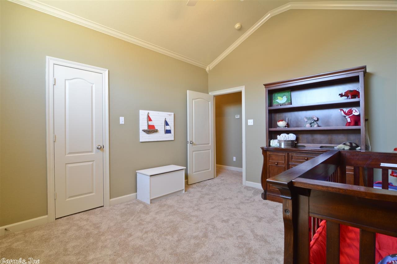 MILLERS CROSSING - Residential