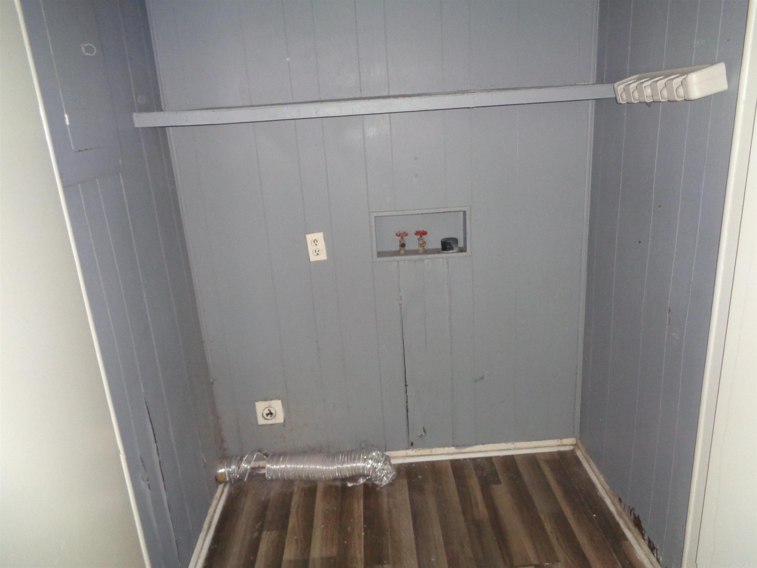 Flemming & Bradford - Residential Lease