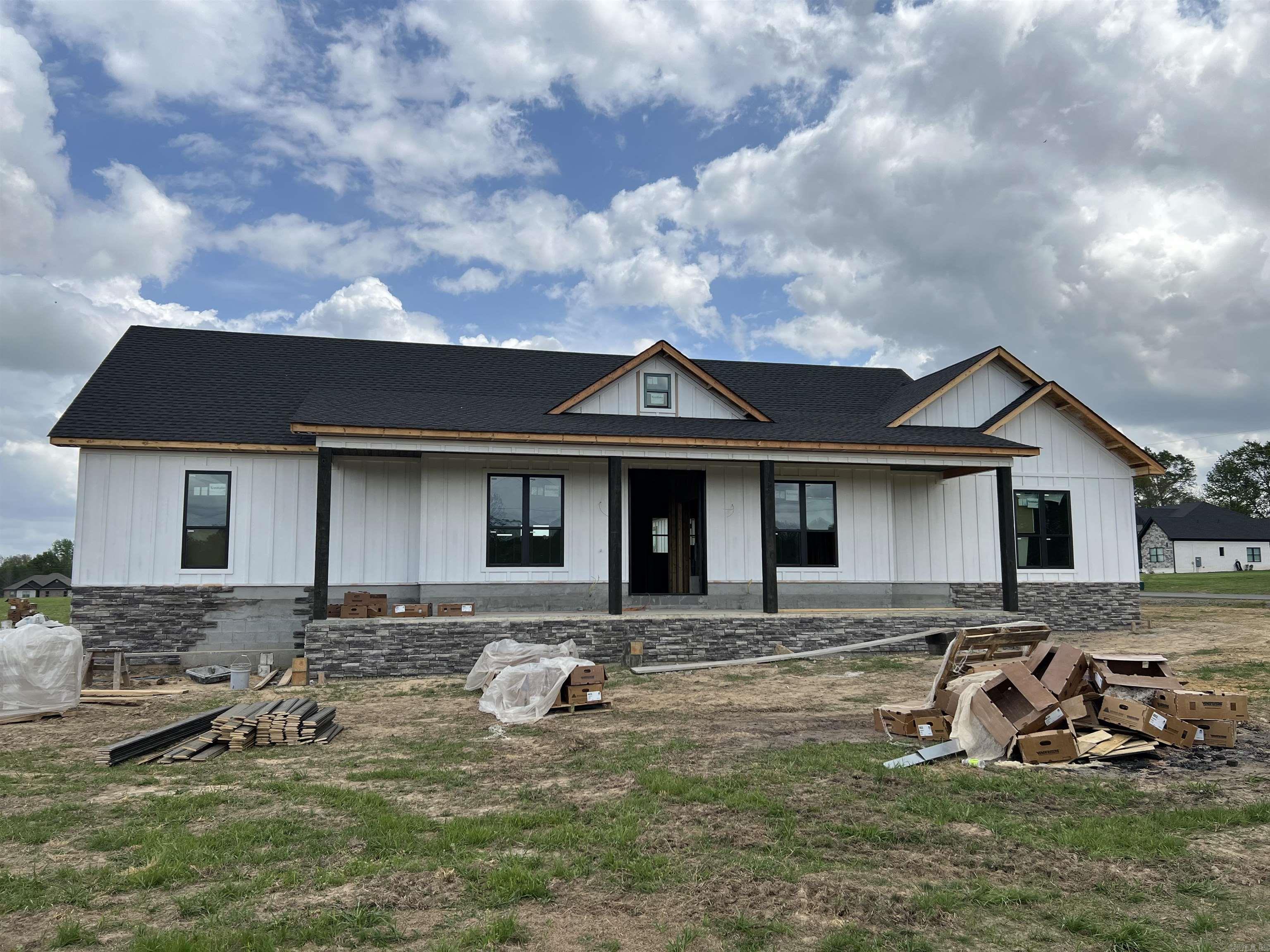 JACKSON ACRES - Residential
