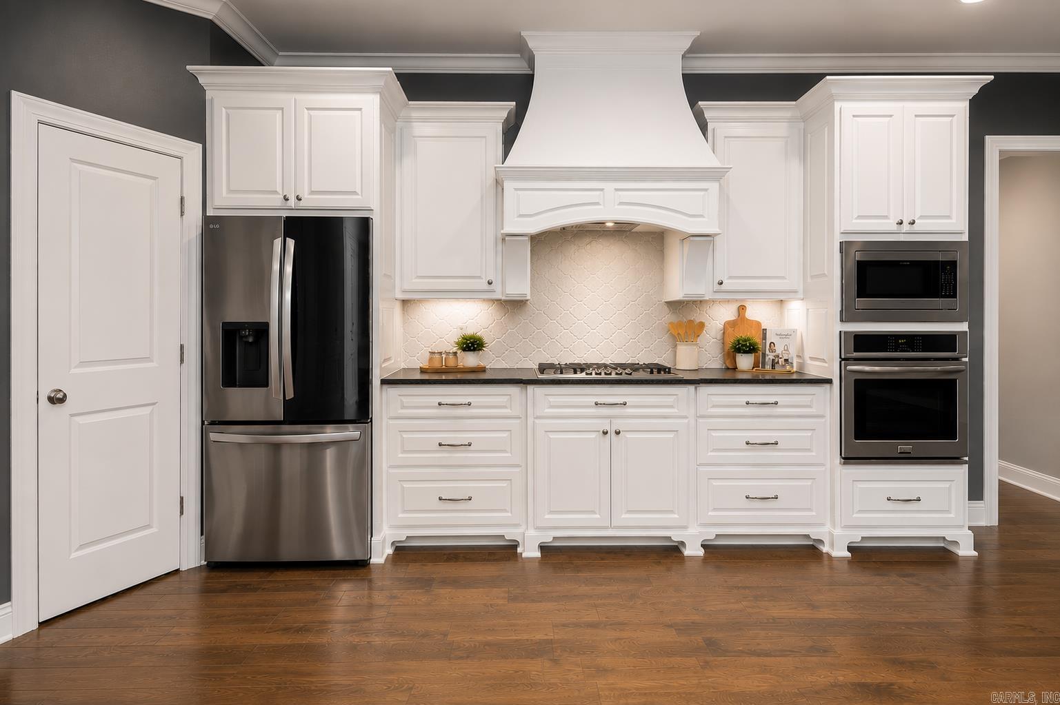 CHENAL VALLEY EPERNAY PLACE - Residential