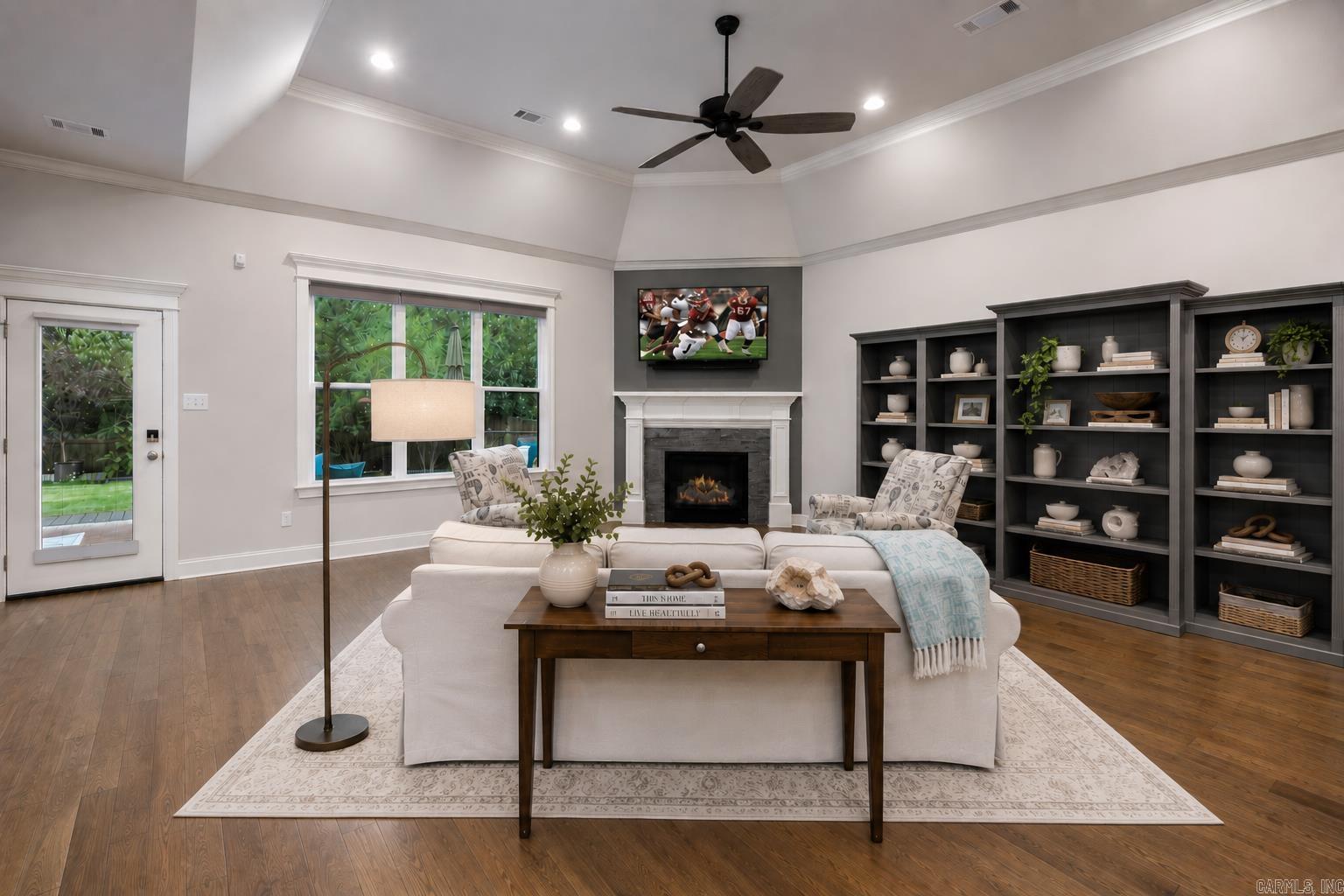 CHENAL VALLEY EPERNAY PLACE - Residential