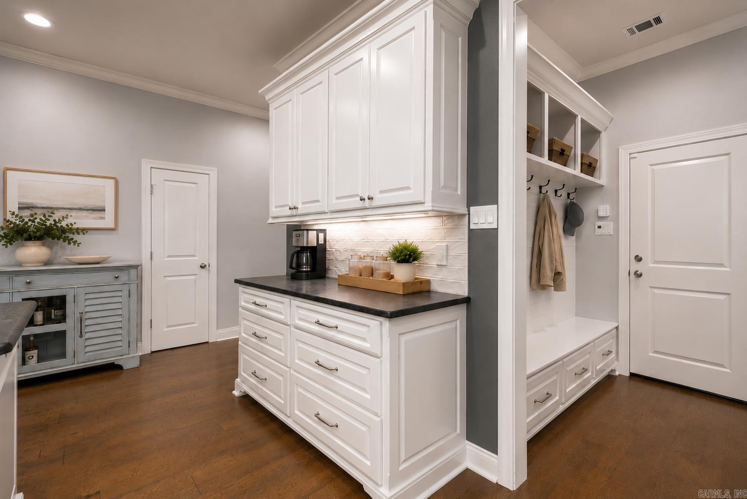 CHENAL VALLEY EPERNAY PLACE - Residential