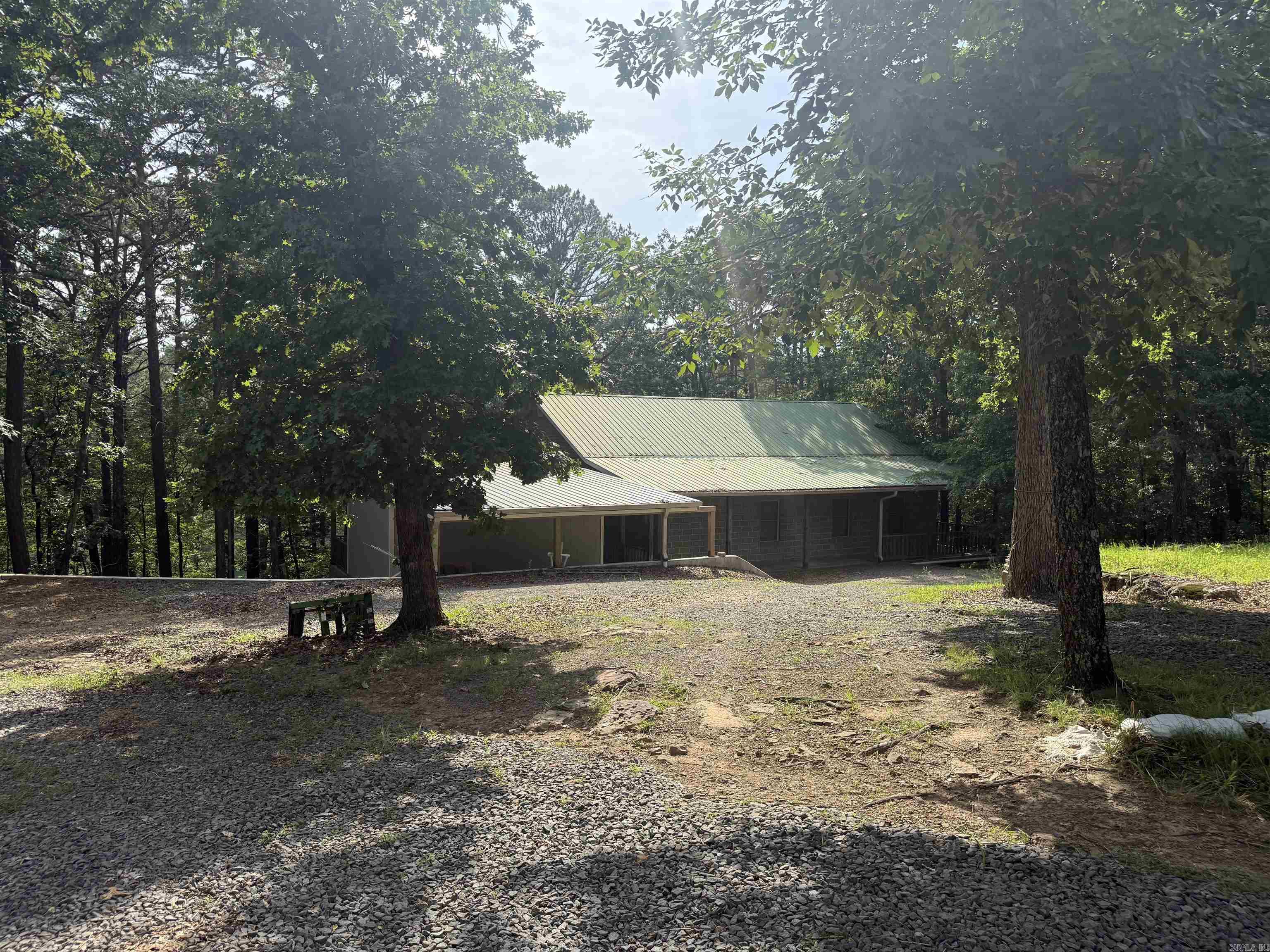 MYEERAH - LAKE - Residential