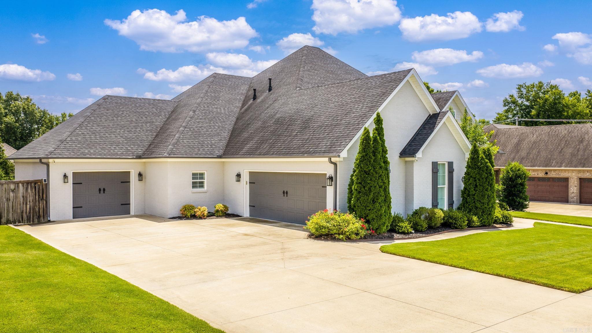 WINTERBROOK - Residential