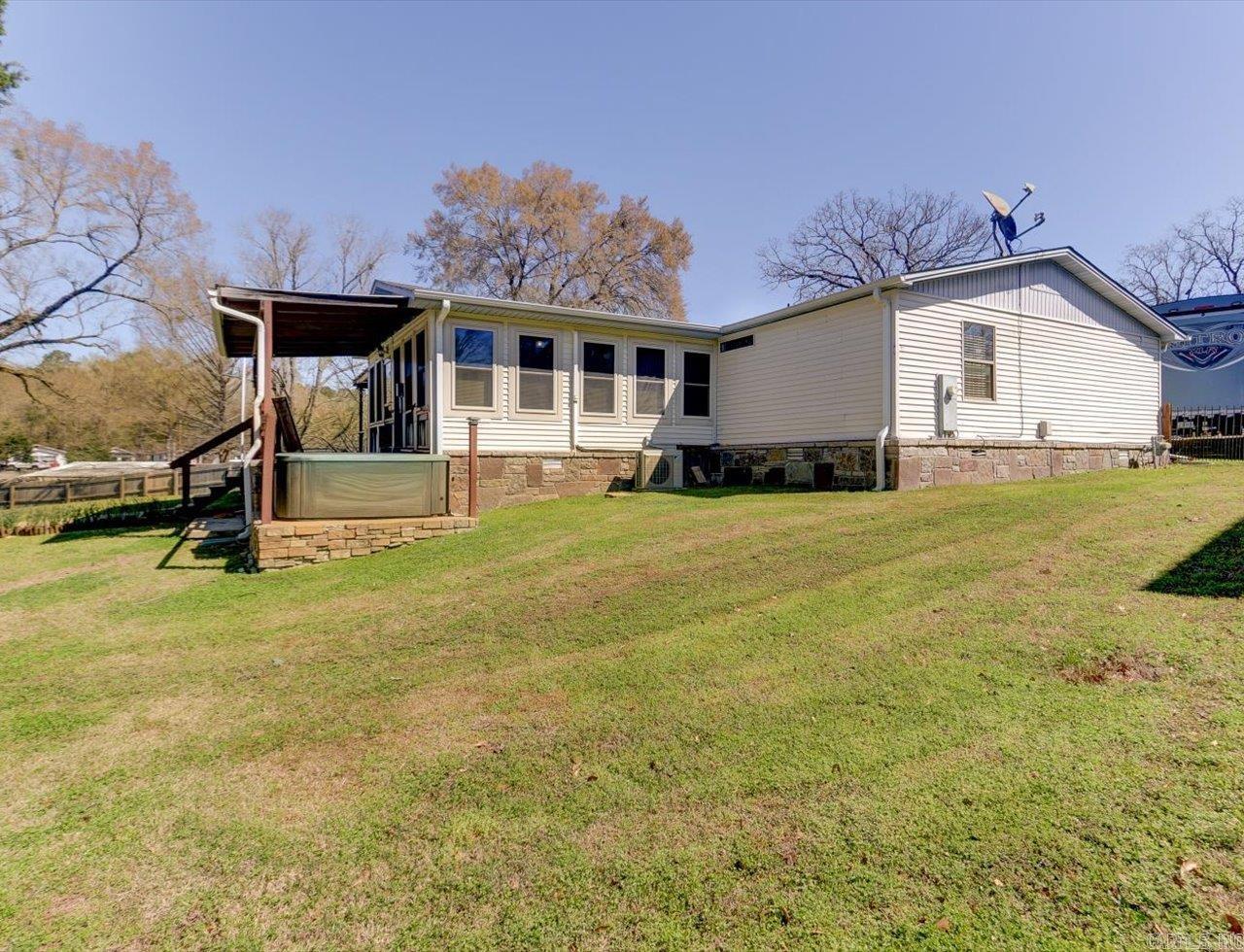 OAKRIDGE LAKE ESTATES - Residential