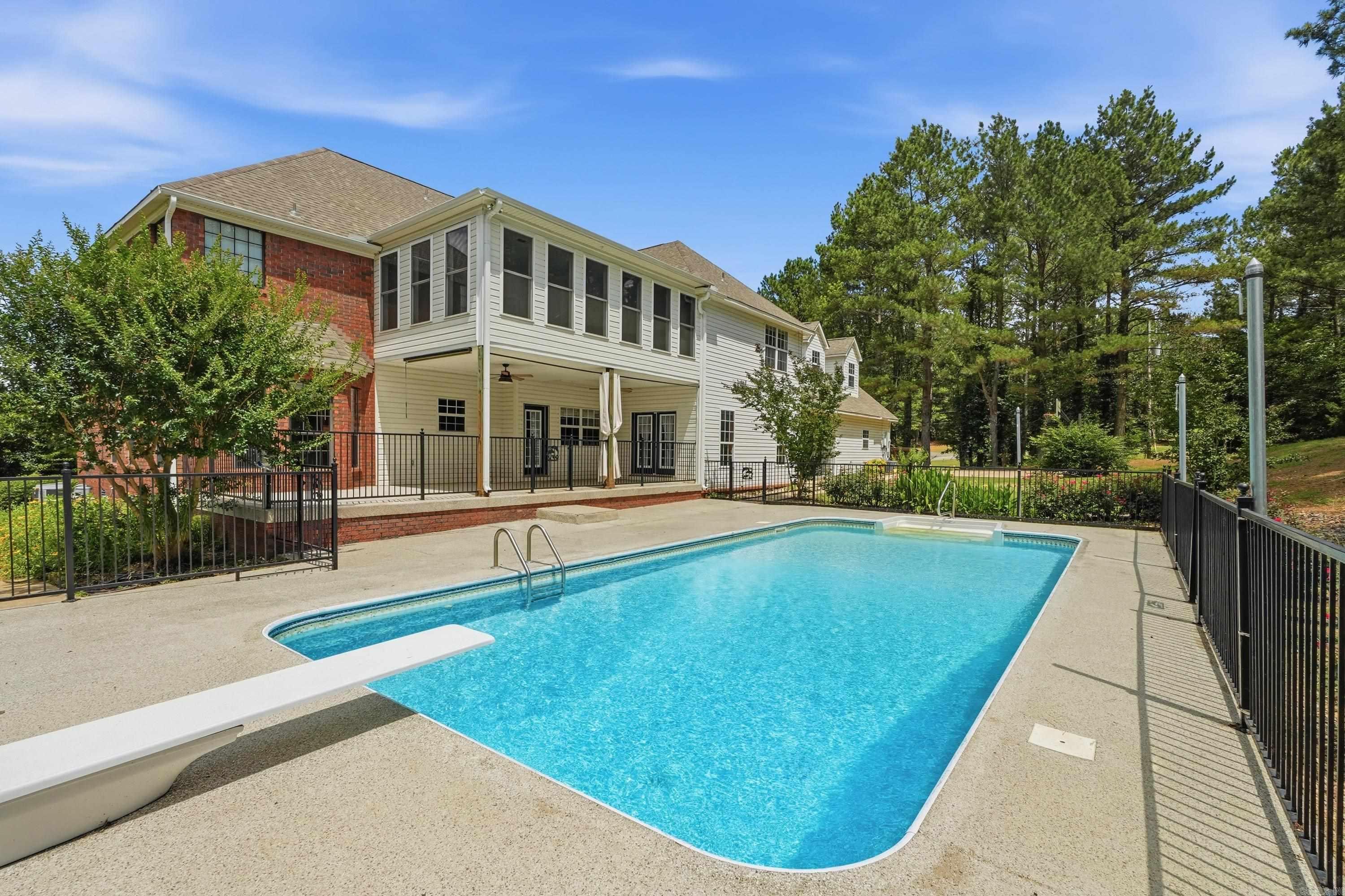 SUMMER HILL PLACE - Residential