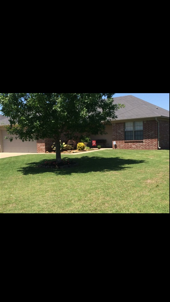 Very well maintained home!