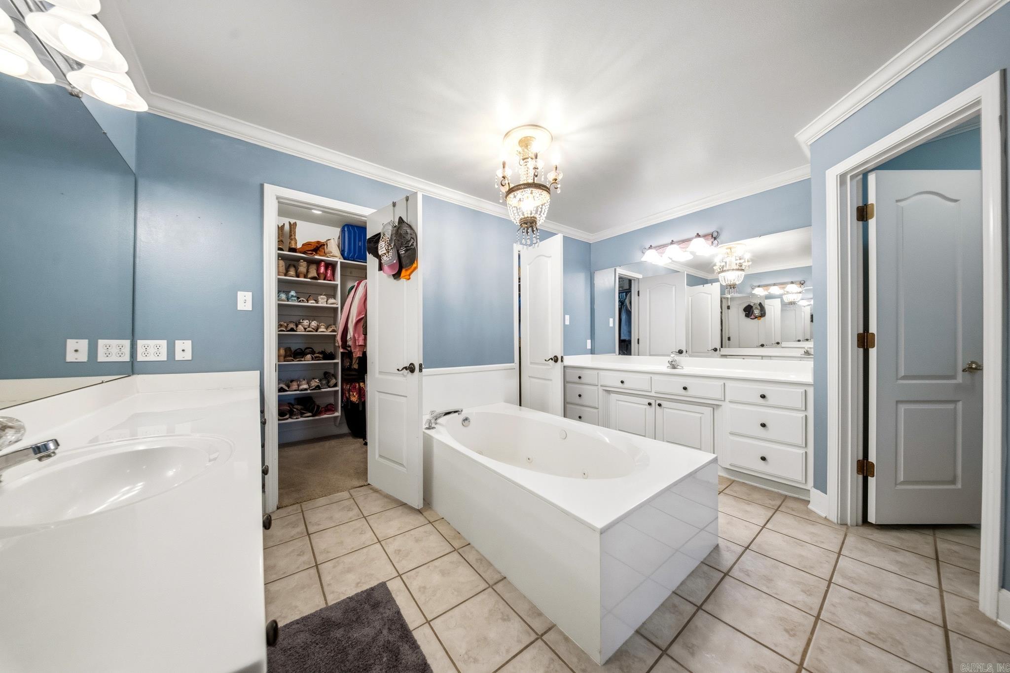 MAGNESS CREEK SUBDIVISION - Residential