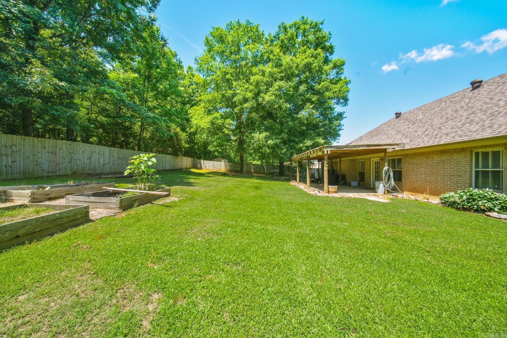 MAGNESS CREEK SUBDIVISION - Residential