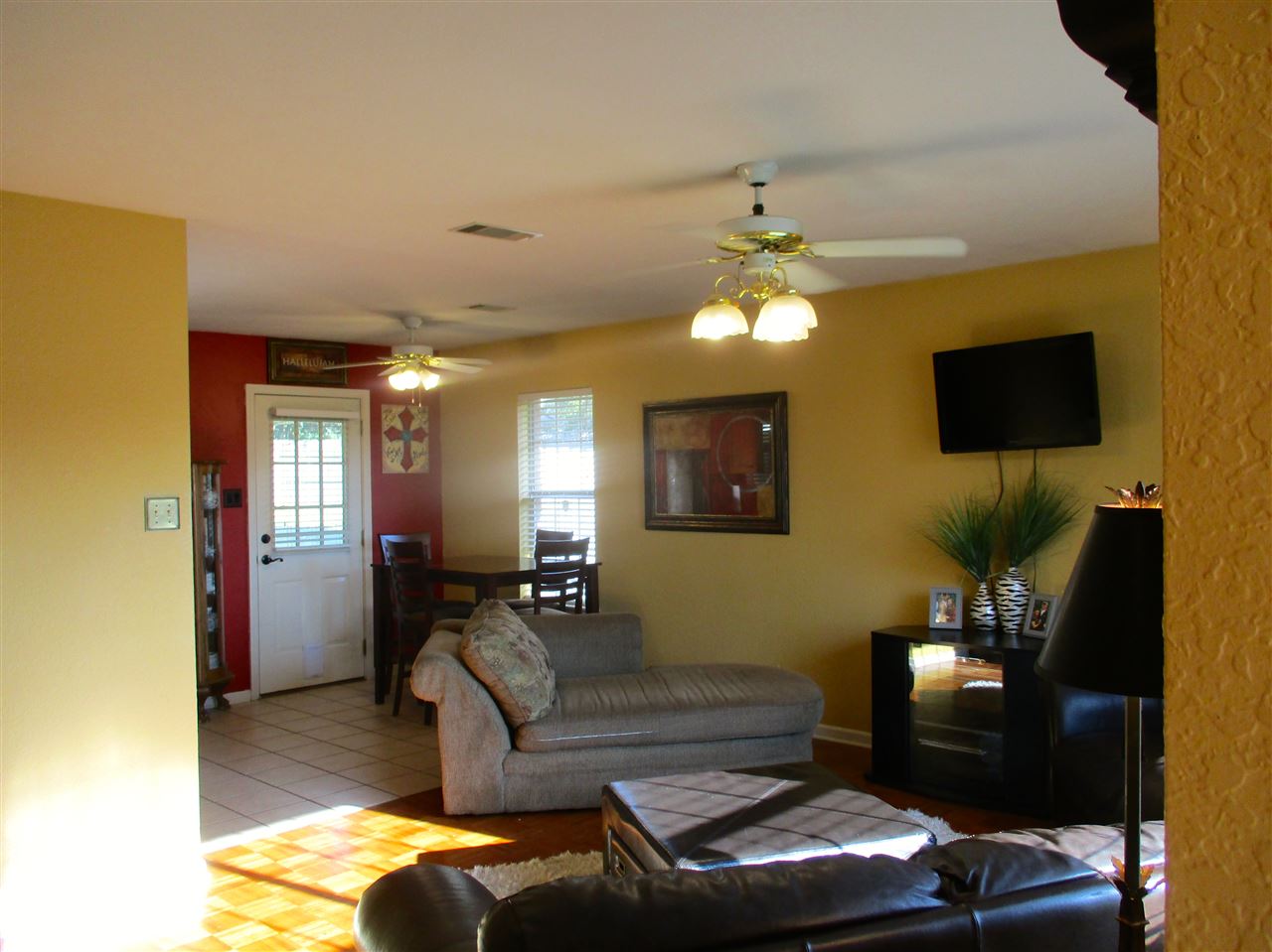 HUNTERS COVE - Residential