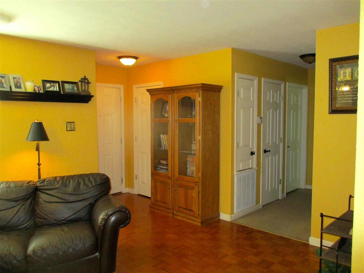 HUNTERS COVE - Residential