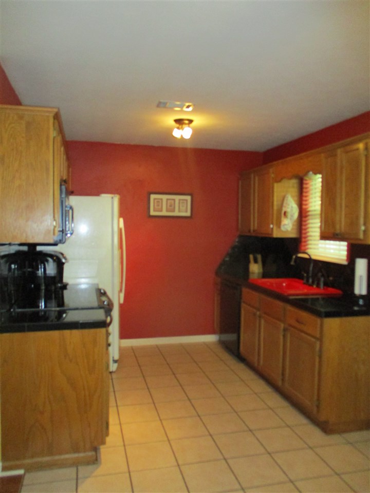 HUNTERS COVE - Residential