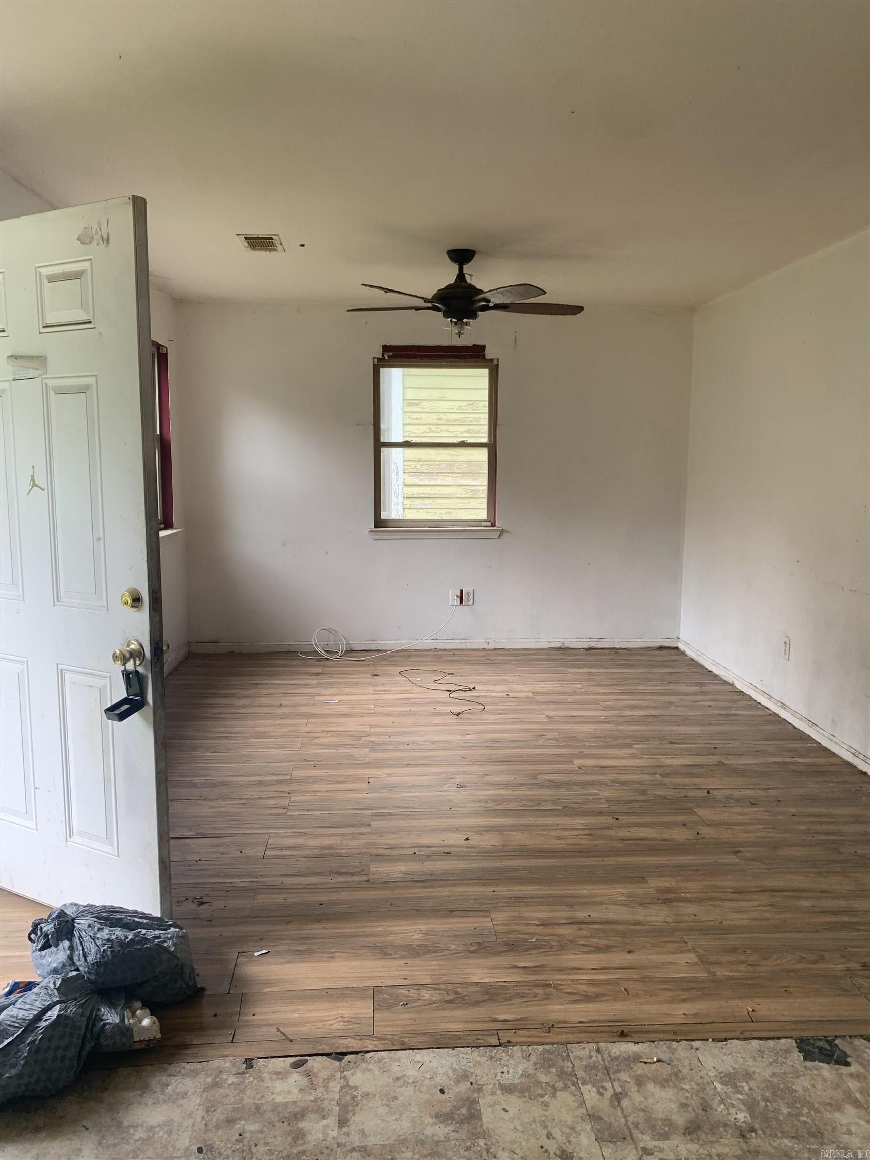 CITY OF LR L16 - Residential