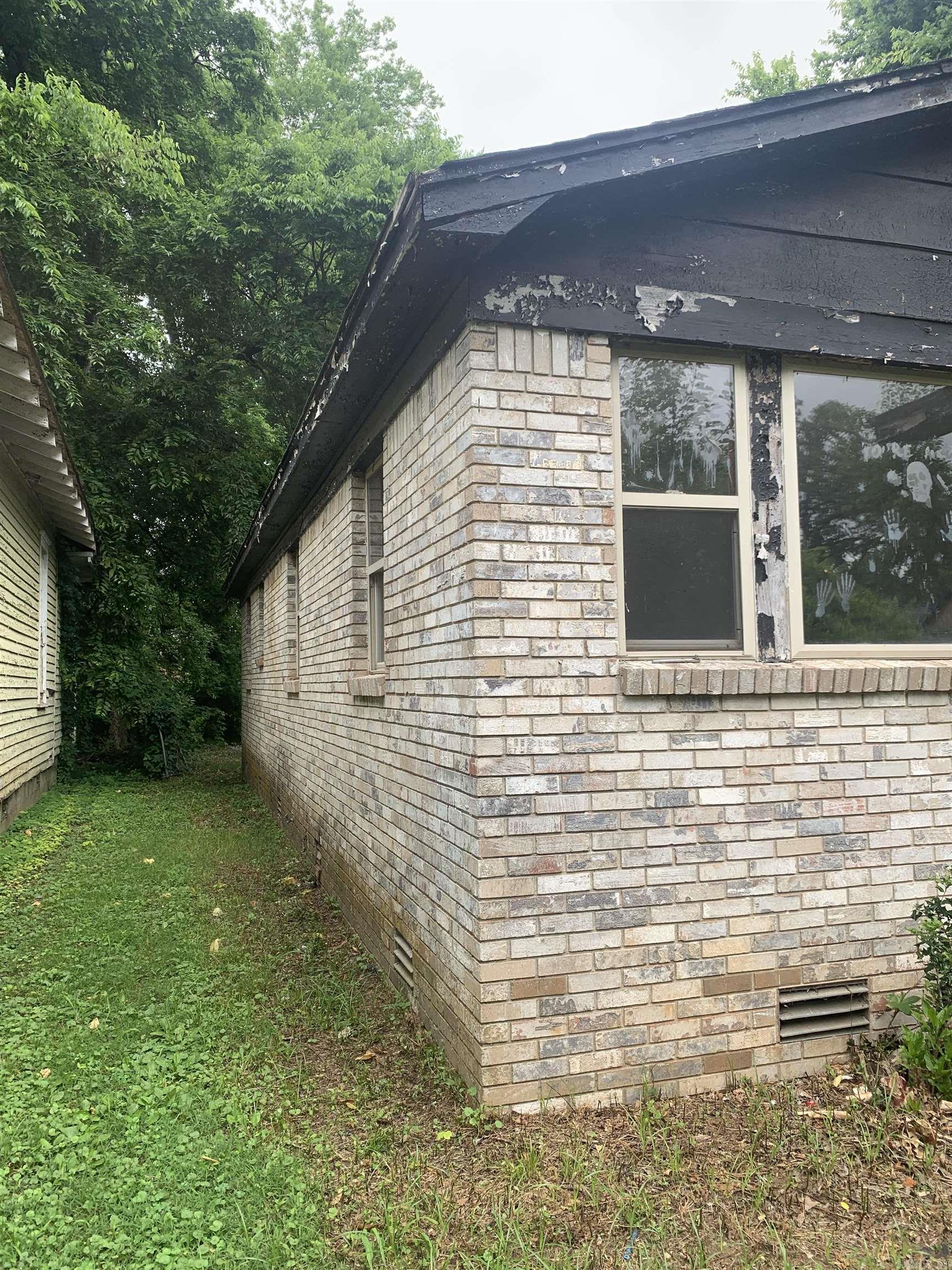 CITY OF LR L16 - Residential