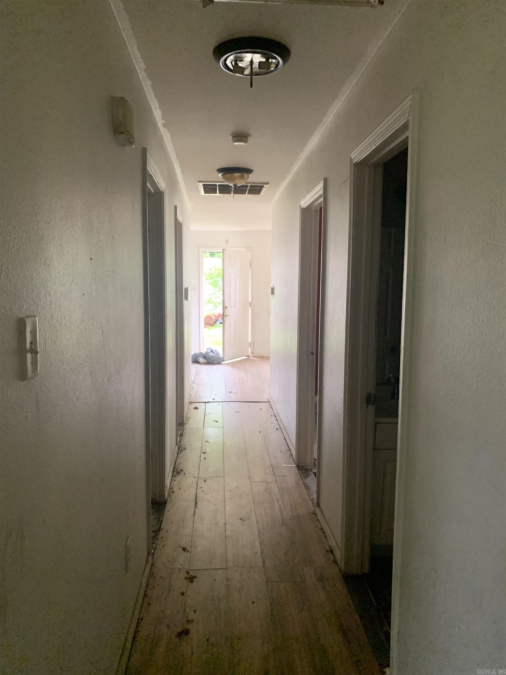 CITY OF LR L16 - Residential