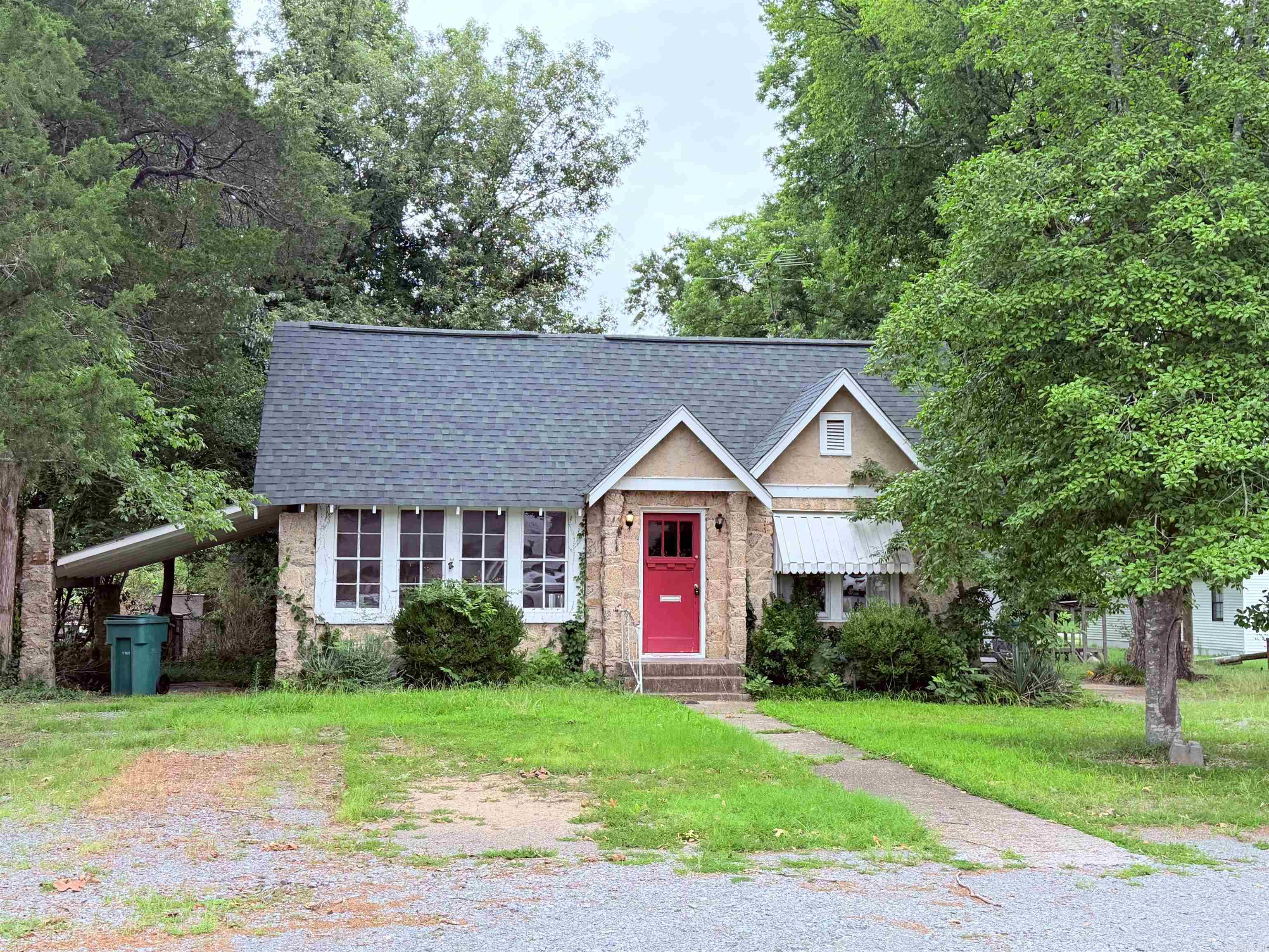 Excellent Location For Commercial Property, Highway Frontage & Very Spacious! Owner Financing Available! Commercial Zoned! Three Offices, 2 Full Bathrooms, Front Office, Sunroom, Property Has A Kitchen And An Enclosed 2 Car Garage With Extensive Storage.