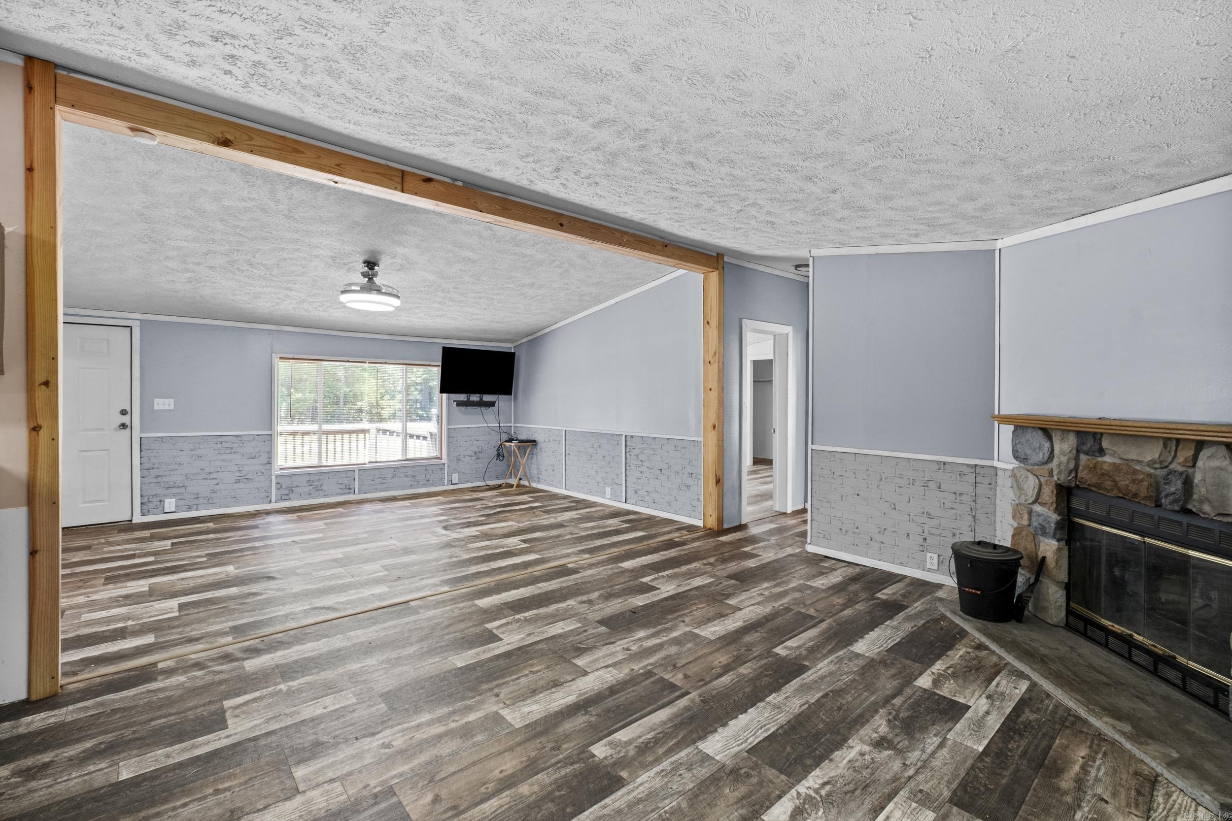 HAKME EST - Residential